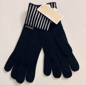 Michael Kors Knit Gloves
